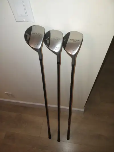 Ladies Premium Golf Club Set Graphite, Very Good condition, Made in Japan, Right Hand 8 - irons: 4,5...