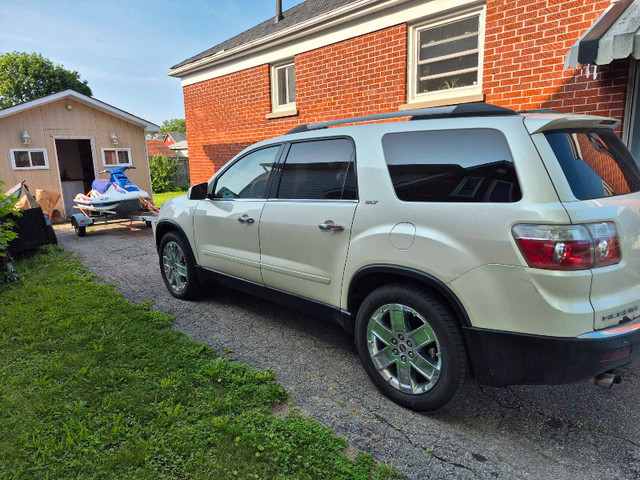 2010 acadia. Make an offer or trade in Cars & Trucks in Oshawa / Durham Region - Image 4