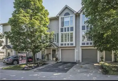 Beautiful 2 bedroom, 1 bathroom condo/townhouse available for rent in the quaint town of Rockwood Re...