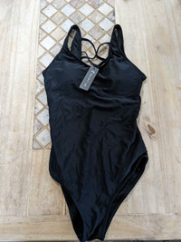 Women's bathing suit (s)