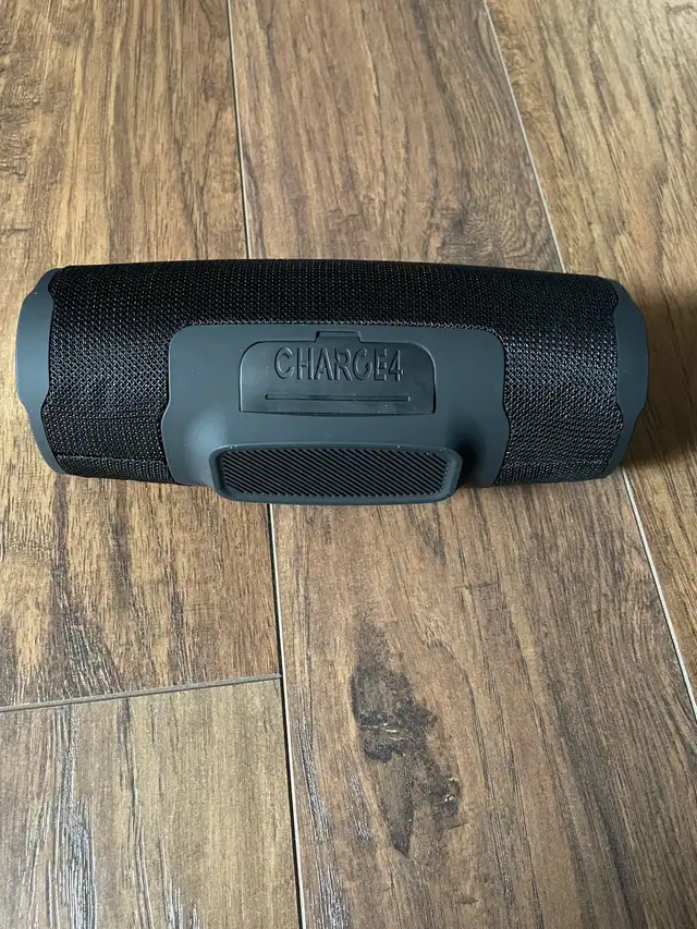 JBL speaker. in Speakers in Markham / York Region - Image 7