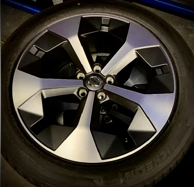 4 Original 2023 Volvo XC40 19” tires and rims in Tires & Rims in City of Toronto