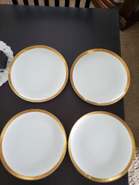 Beautiful set of Shibura  handcrafted in the Orient Japan dishes