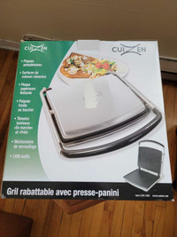 Gril rabattant avec presse-panini