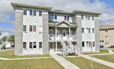 CHAMBRE EN COLOCATION Saint-Lin-Laurentides – Quartier résidentiel calme, proche de tous les service...