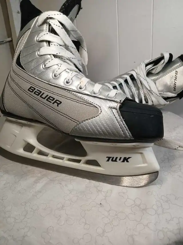 Bauer Men's Skates63826839382785124