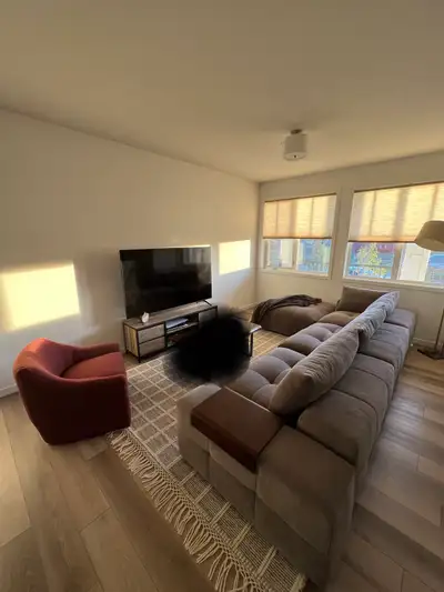 Selling my modular sectional purchased in 2023. It was used from October 2023 to February 2026 and i...