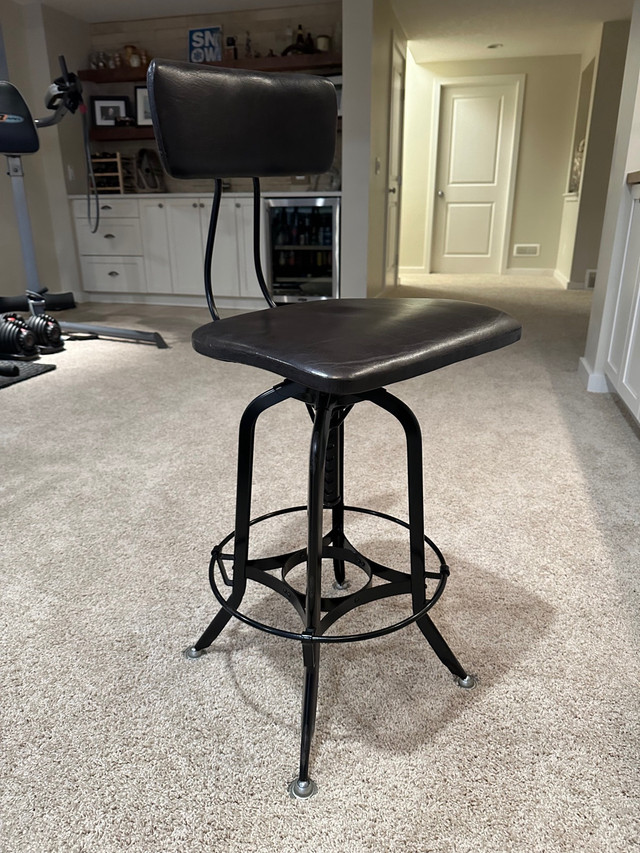 Restoration Hardware Toledo Bar Stool / Counter Stool in Other in Calgary - Image 4
