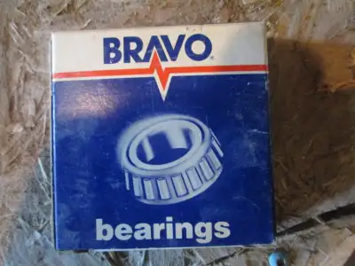 Bravo bearings (A17 & A16). asking $1 for the pair. if interested call or text me at 705 559 6493