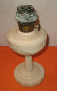 Antique Alacite Milk Glass Lincoln Drape Aladdin Oil Lamp