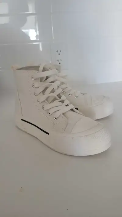 white athletic shoes for women, View more