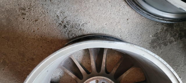 Infiniti M35X OEM 18 Inch Factory Rims in Tires & Rims in Oshawa / Durham Region - Image 4