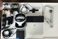 PS4 Pro + PS VR (4 controllers + 2 VR remotes + Aim controller +