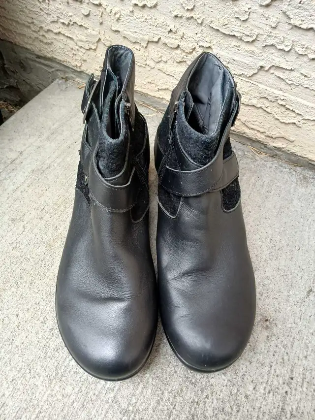 Leather Boots Alegria Women Size 41 in Women's - Shoes in Calgary - Image 3