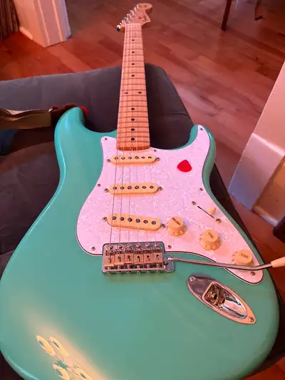 Fender Strat$1300/Trade 4 Tube Amp, View more