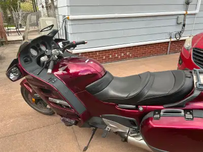Nice older sport touring bike. Excellent condition and runs beautifully. Low mileage for this model....