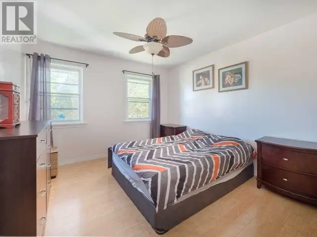 Modern 3 bedrooms plus den house in New Sudbury in Long Term Rentals in Sudbury - Image 9