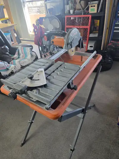 RIDGID 9-Amp 7-inch Portable Wet Tile Saw with Stand, View more