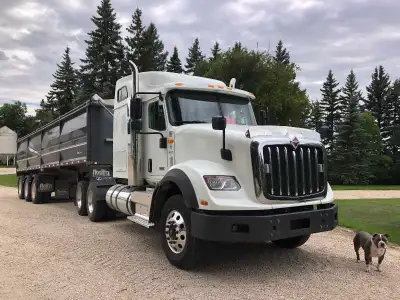 2019 International X15 Cummins 4vway diff lock and inter axle lock. Wet kit with fast dump down. 10,...