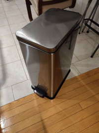 Stainless Steel Garbage Bin 