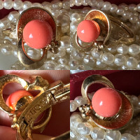 Vintage Avon Orbital Faux  Coral Centre  Bead Gold Tone Ring ((s