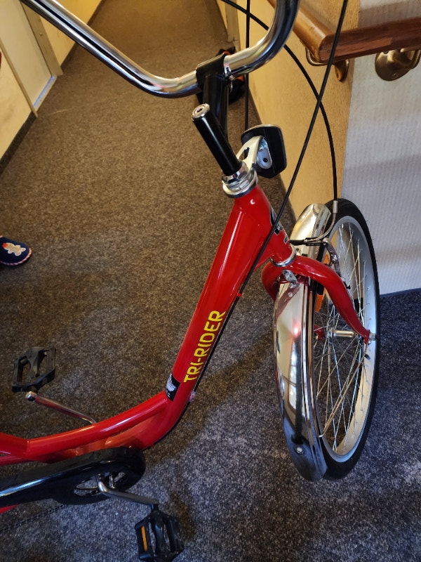 Red and White Adult Tricycle Other Saskatoon Kijiji