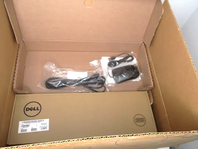 Dell Optiplex 7060 SFF Computer i7-8700 16GB 256GB DVDRW Win11P in Desktop Computers in City of Toronto - Image 3