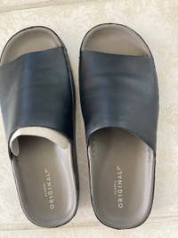 Clark's Originals sandals black leather size 8 M ,Women