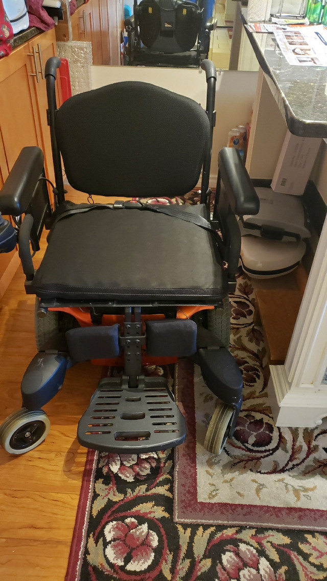 QM 710 Electric wheelchair  in Other in Kingston - Image 2