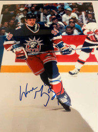 WAYNE GRETZKY #99 8x10 New York Rangers signed photo