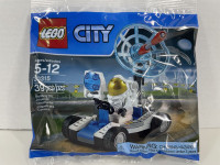 Lego City 30315 Space Utility Vehicle (Brand New)