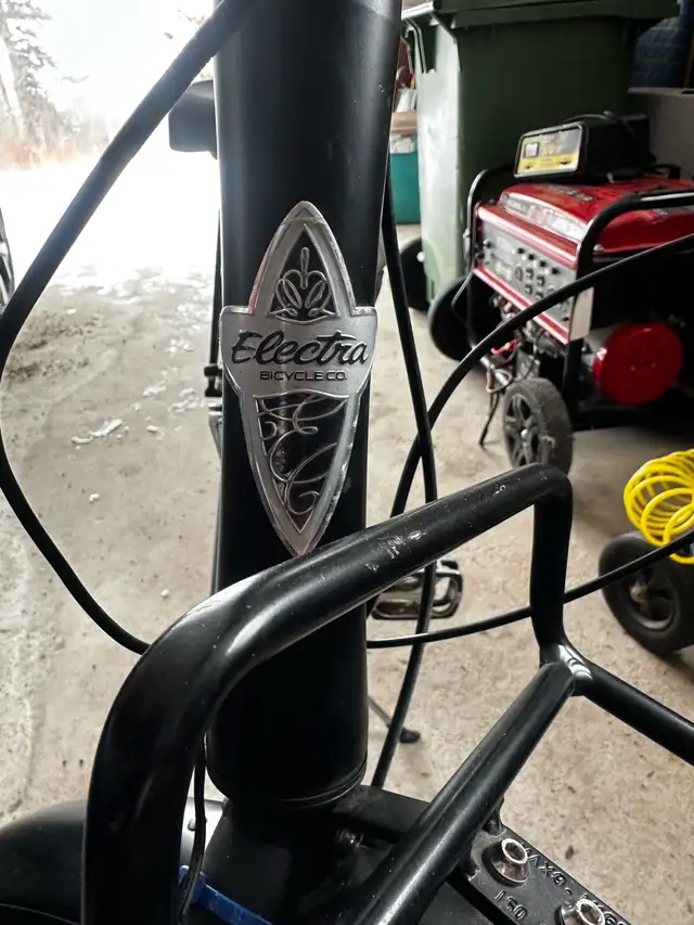 Electra E bike  in eBike in Bedford - Image 2