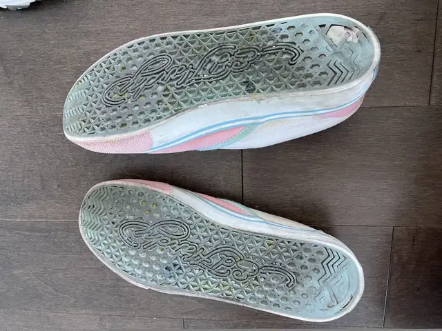 Ed Hardy women’s shoes  in Women's - Shoes in City of Montréal - Image 5