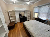 BEAUTIFUL  EXTRA LARGE COUPLE ROOM MOVE IN NOW