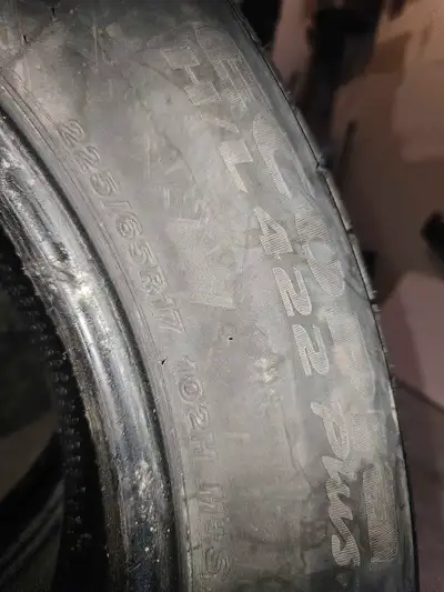 Full set of Bridgestone all season thread is 2 are 75% other 2 are 90% 4037971904