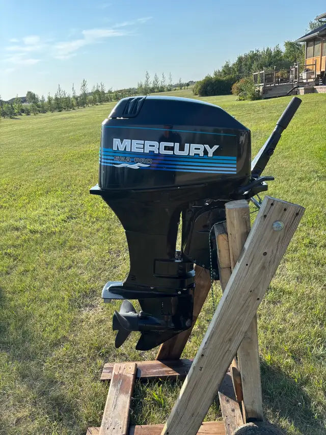 mercury Seapro 40 in Powerboats & Motorboats in Regina - Image 4