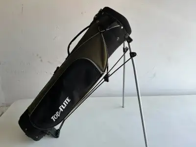 Top-Flight Youth/Kids Golf bag. Tri-pod spring loaded. Like new!, View more