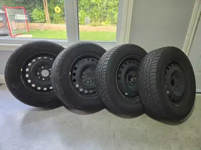 225/65R16 MOTOMASTER WINTER TIRES! GREAT CONDITION! BALANCED AND ON RIMS READY TO INSTALL! $550/OBO...