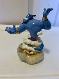 Very Rare Disney Store Aladdin and The Magic Lamp Genie Figure M