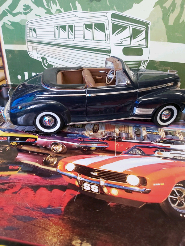 Diecast Cars & Trucks  1:18 th Scale 
Chevrolet  in Toys & Games in Hamilton - Image 2