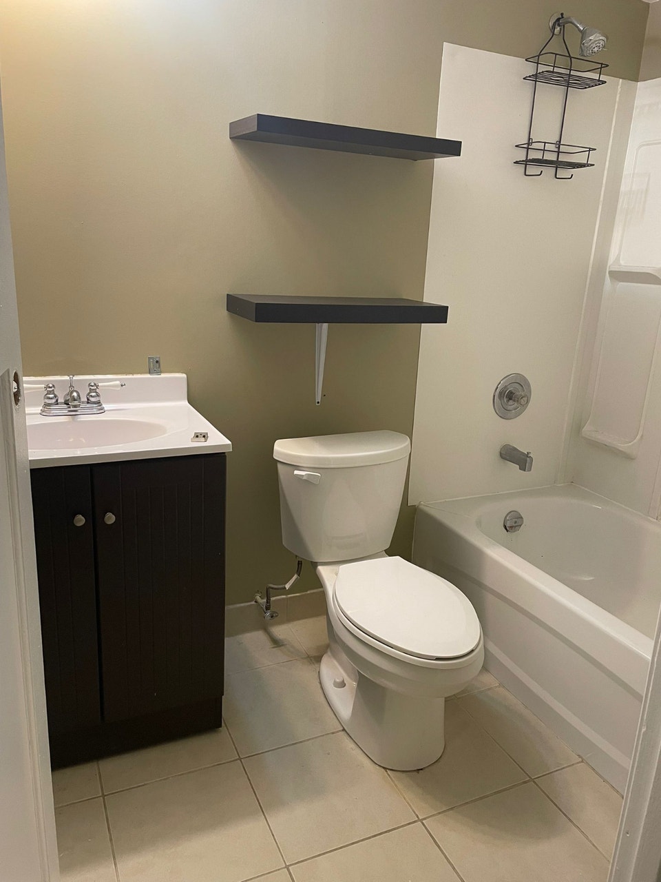 2 Bedroom Basement in Brampton with Separate Entrance & Parking 2