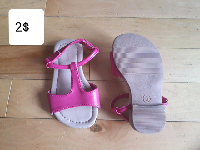 Souliers et bottes grandeur 5 petite fille in Kids & Youth in Laval / North Shore - Image 8