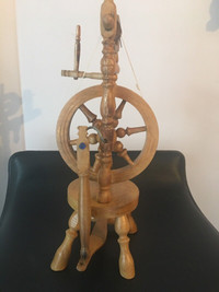 Vintage miniature spinning wheel 15”
