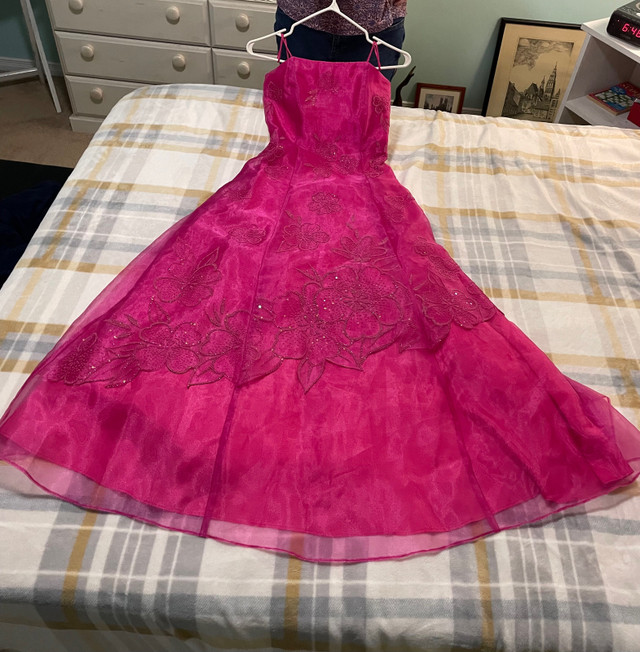 Formal Dress/Gown in Women's - Dresses & Skirts in Oshawa / Durham Region