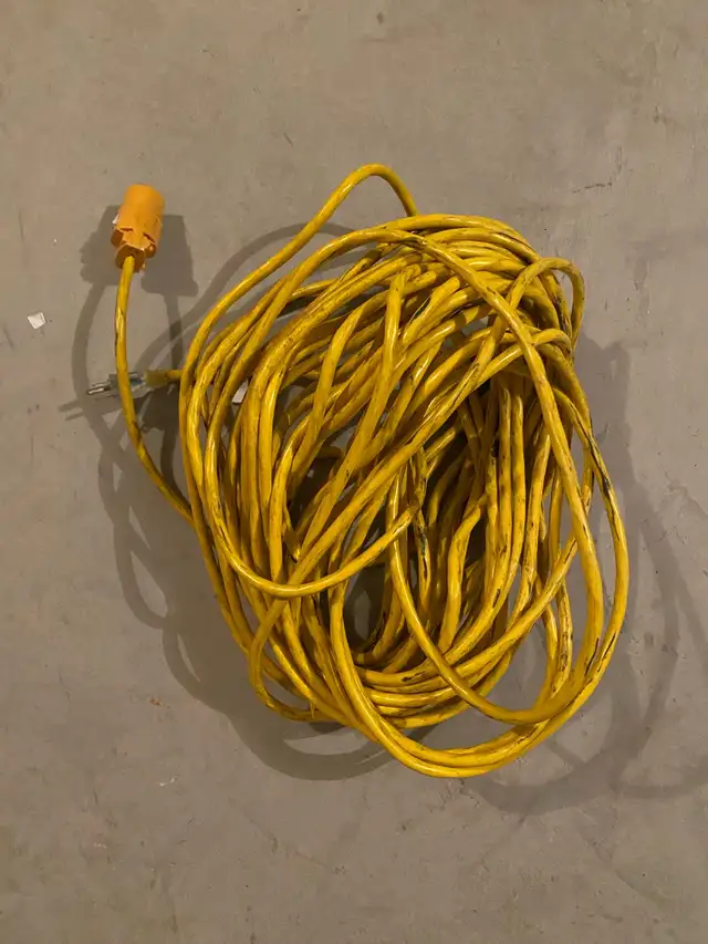 100’ Extension Cord