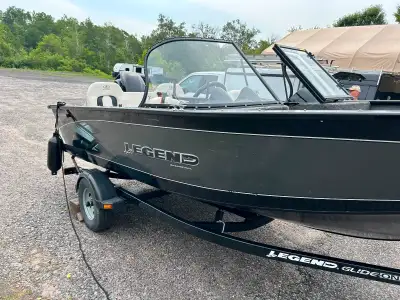The good Low hrs, comes with hummingbird fish finder, trolling motor with remote/foot pedal, live we...