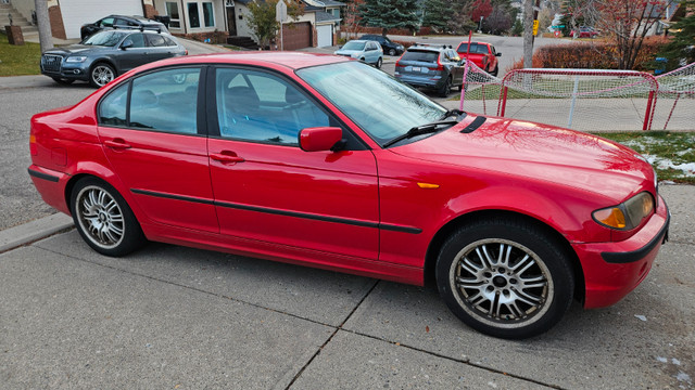 2004 BMW 320i in Cars & Trucks in Calgary