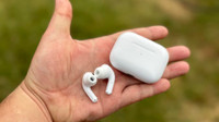 Apple AirPods Pro (1st Gen) In-Ear Noise Cancelling True Wireles