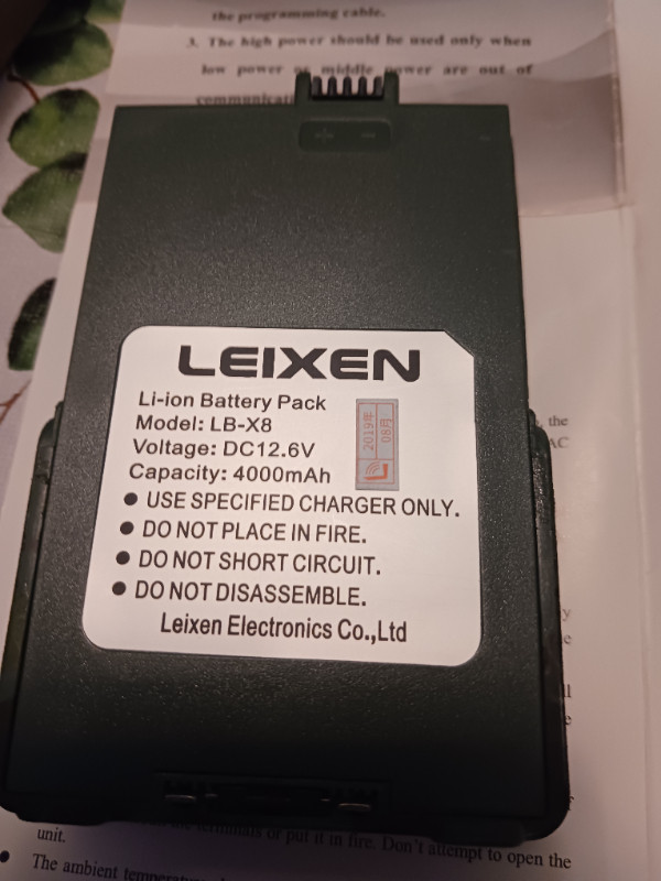LEIXEN 'note' uhf handheld 25 watts transceiver. in General Electronics in North Bay - Image 4