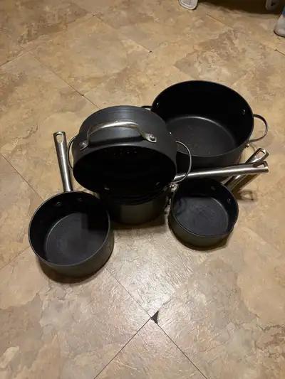 President’s choice pot set 2 fry pans 4 pots 2 stackable steamers 5 lids